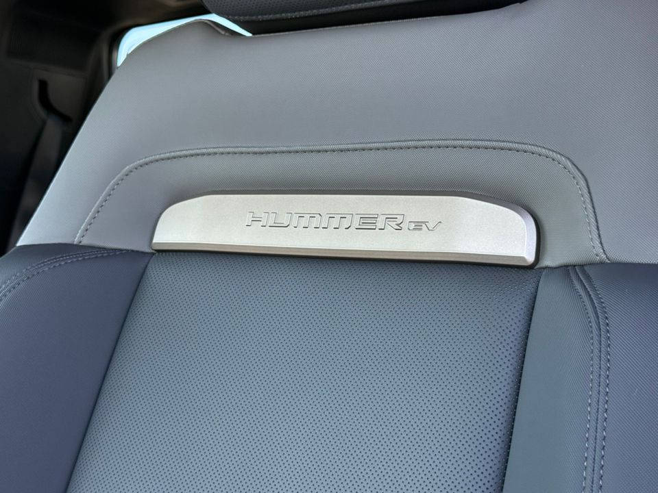 2025 GMC HUMMER EV 2X - Photo 24