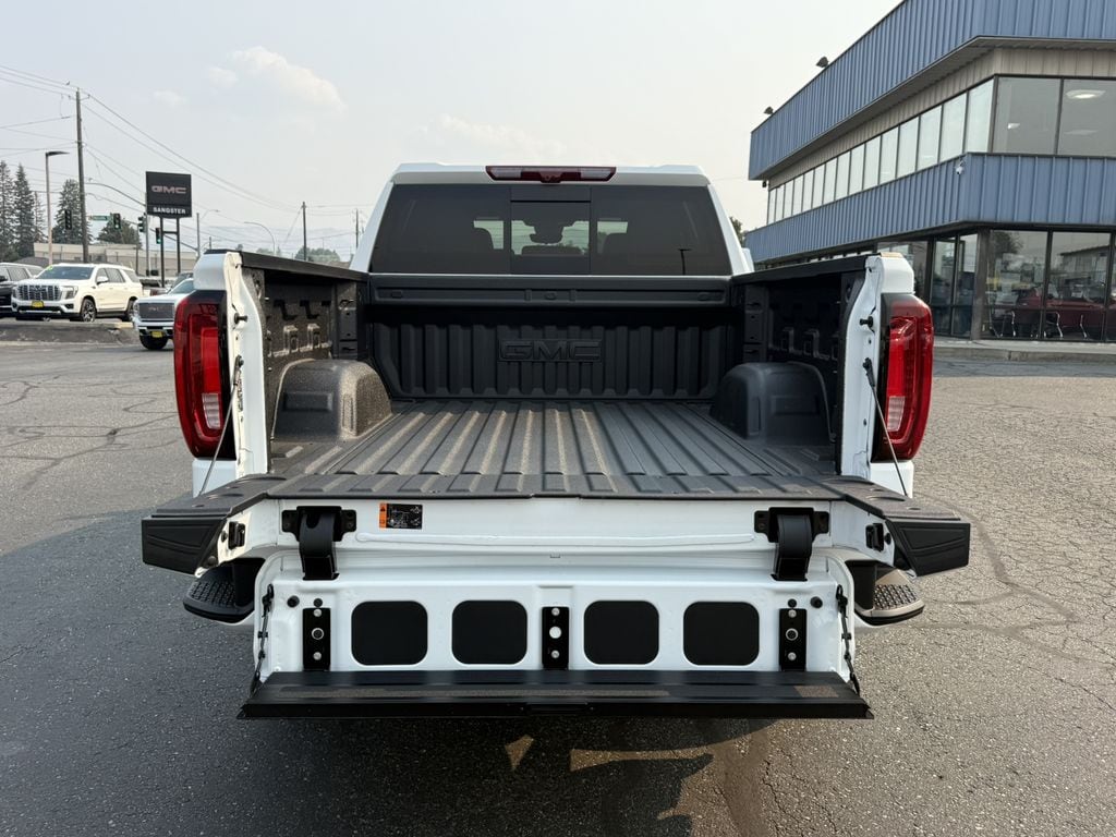 2026 GMC Sierra 1500 AT4 - Photo 10