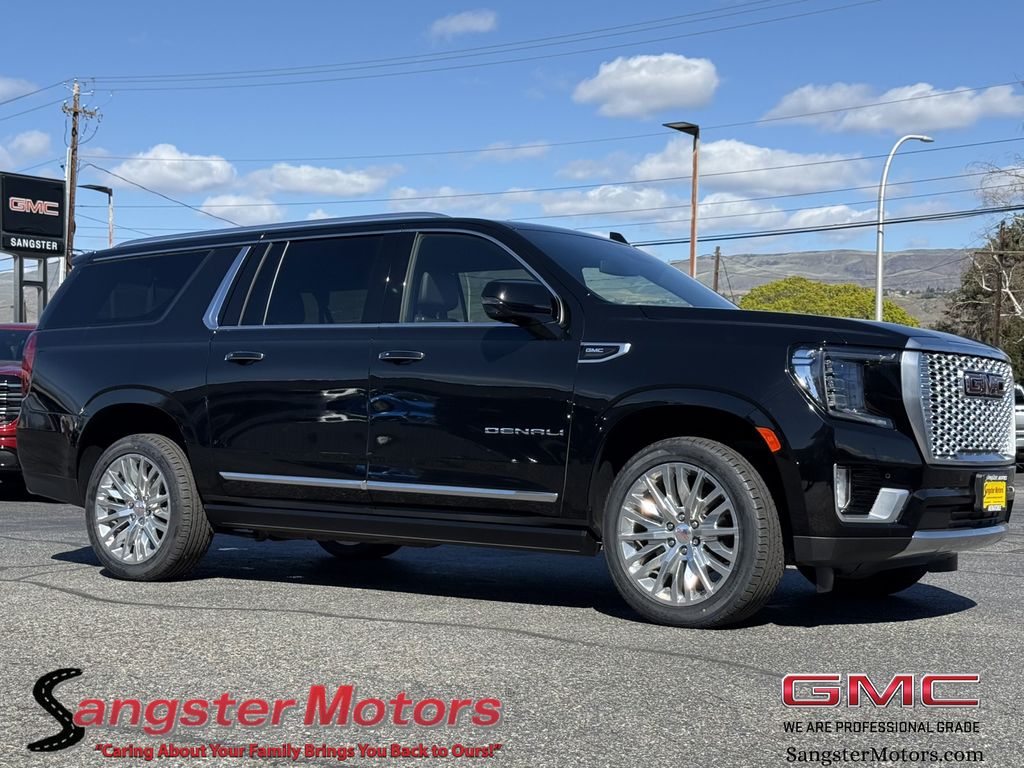 2023 GMC Yukon Denali AWD's photo