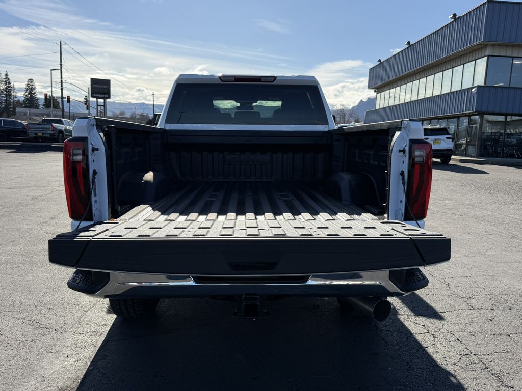 2025 GMC Sierra 2500HD SLT - Photo 8