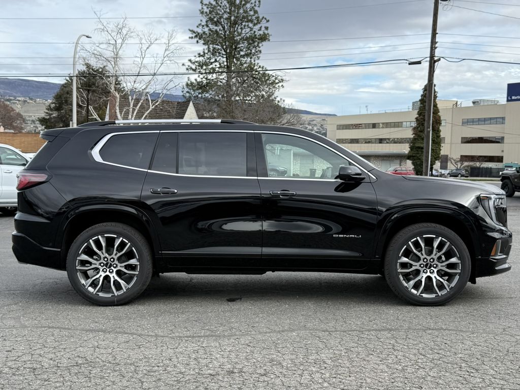 2026 GMC Acadia Denali Ultimate - Photo 9