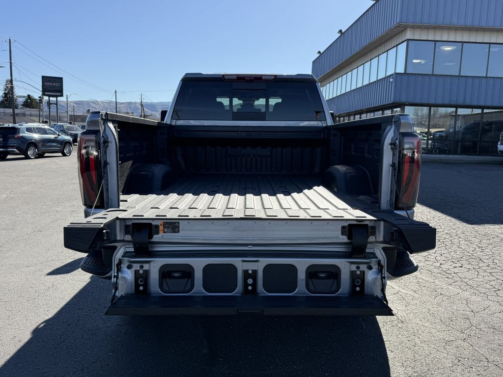 2026 GMC Sierra 2500HD AT4 - Photo 10