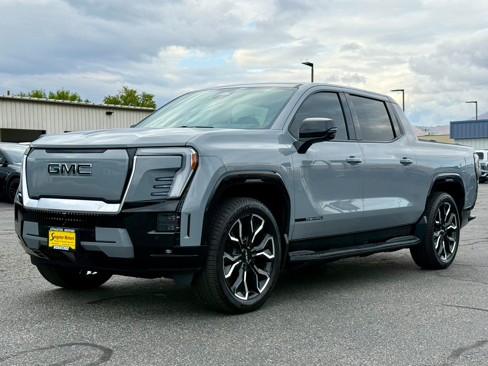 Used 2025 GMC Sierra EV Denali with VIN 1GT10MED2SU403688 for sale in Wenatchee, WA