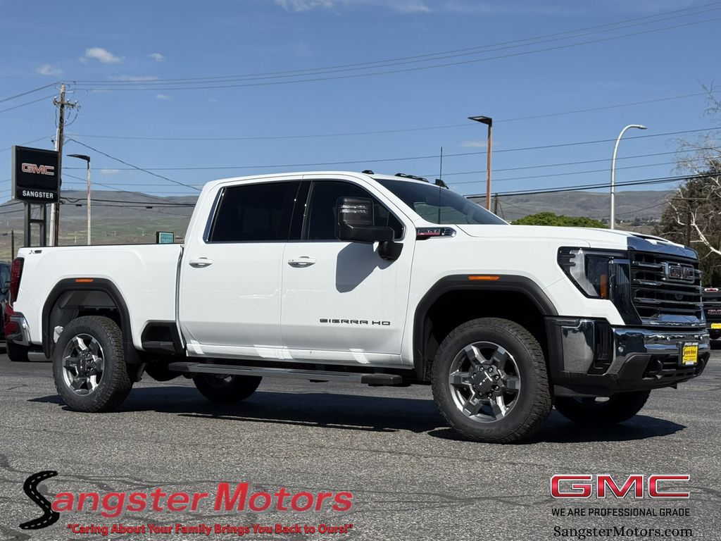 2025 GMC Sierra 4WD Crew Cab Standard Box SLE's photo