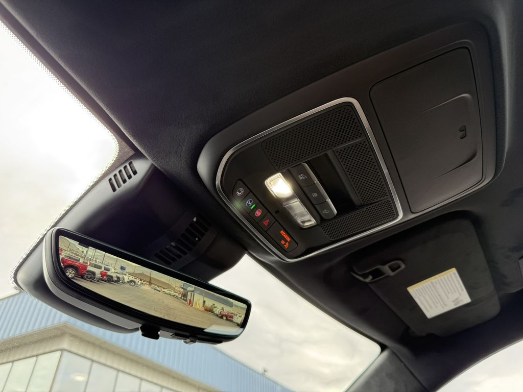 2026 GMC Acadia Denali Ultimate - Photo 23