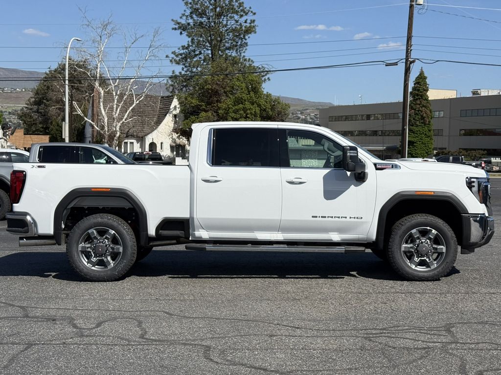 2025 GMC Sierra 3500HD SLE - Photo 8