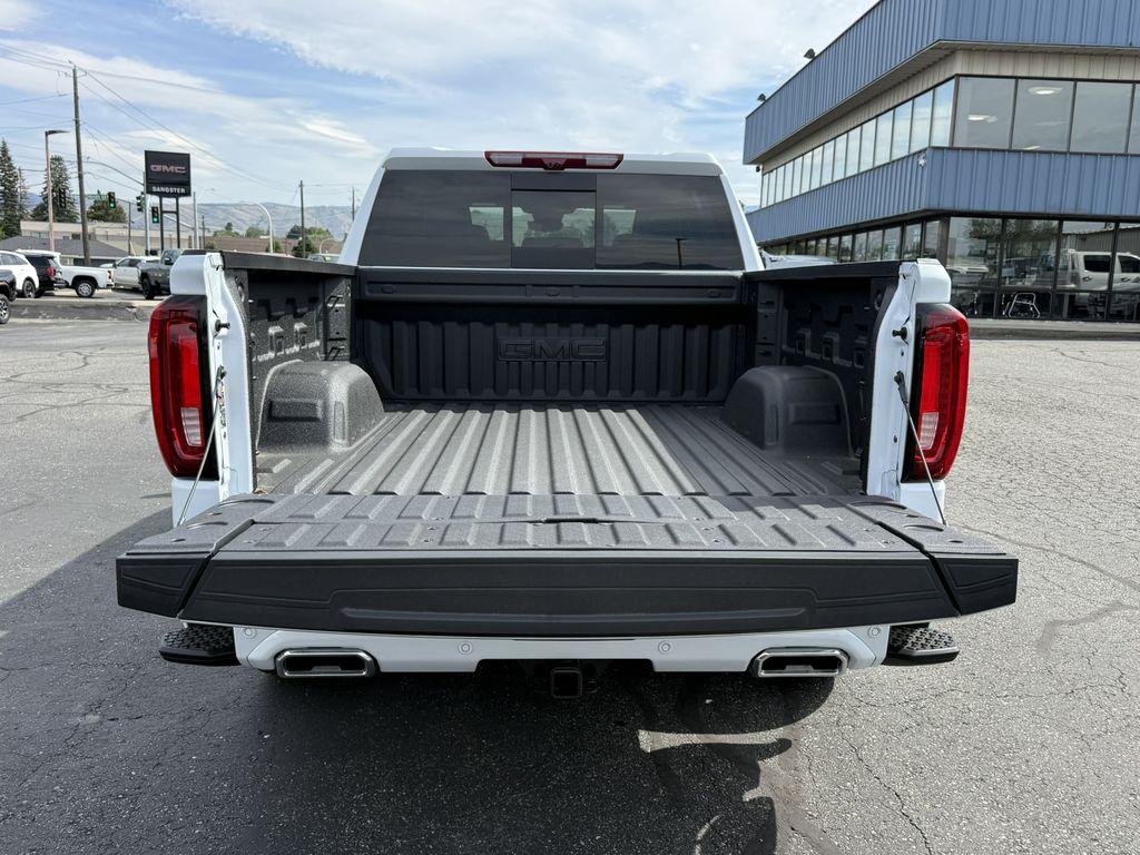2026 GMC Sierra 1500 Denali Ultimate - Photo 9