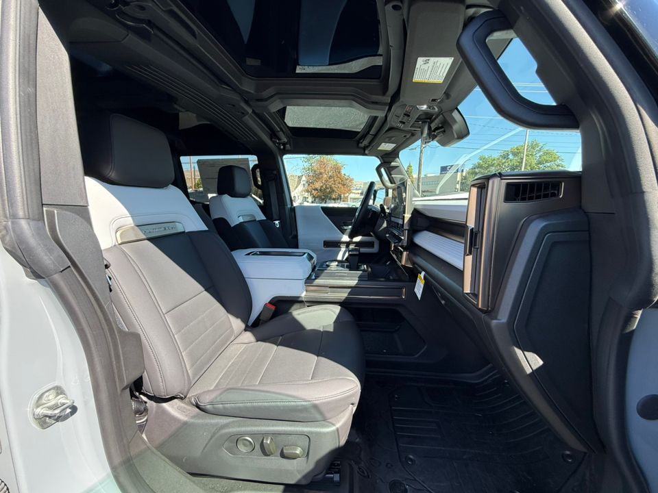 2024 GMC HUMMER EV 2X - Photo 24