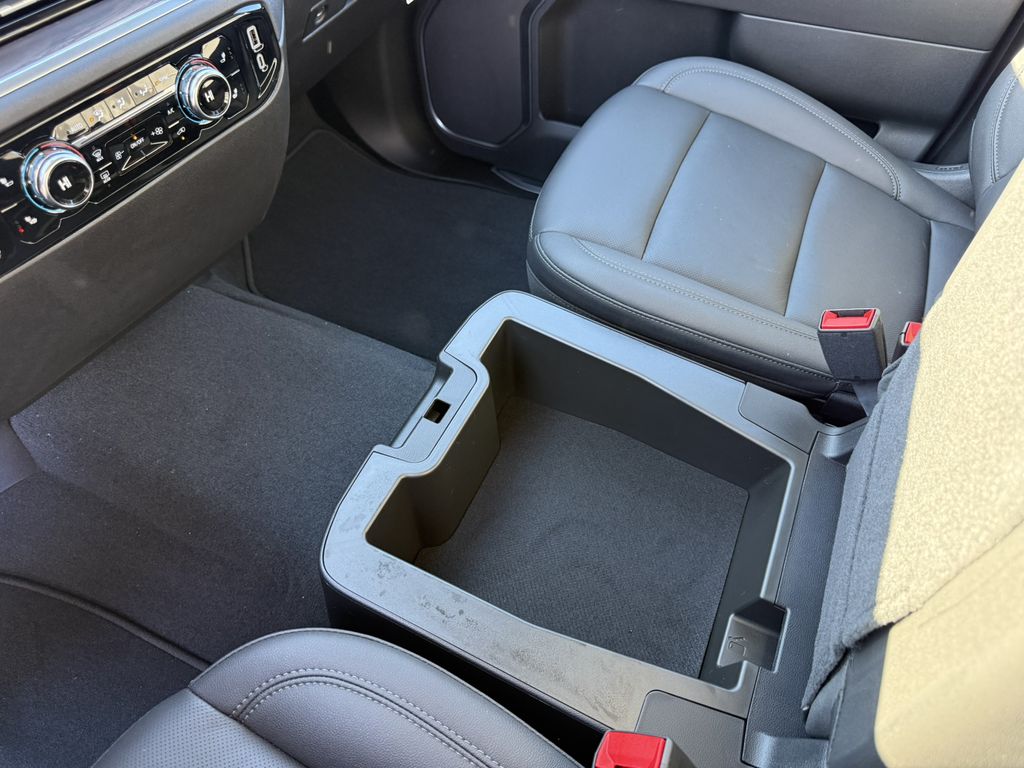 2025 GMC Sierra 2500HD SLT - Photo 21