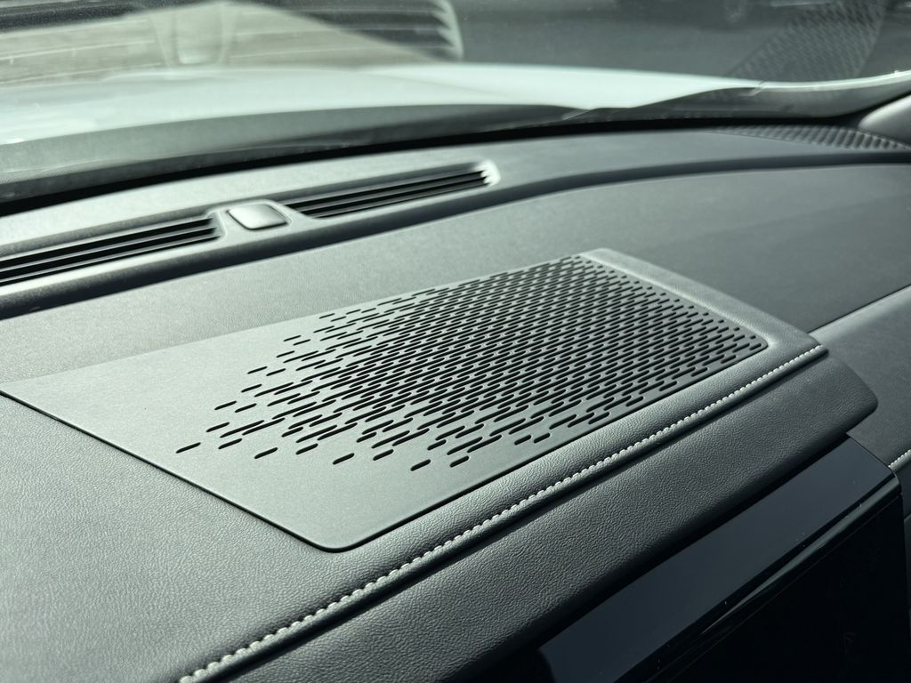 2025 GMC Acadia Elevation - Photo 22