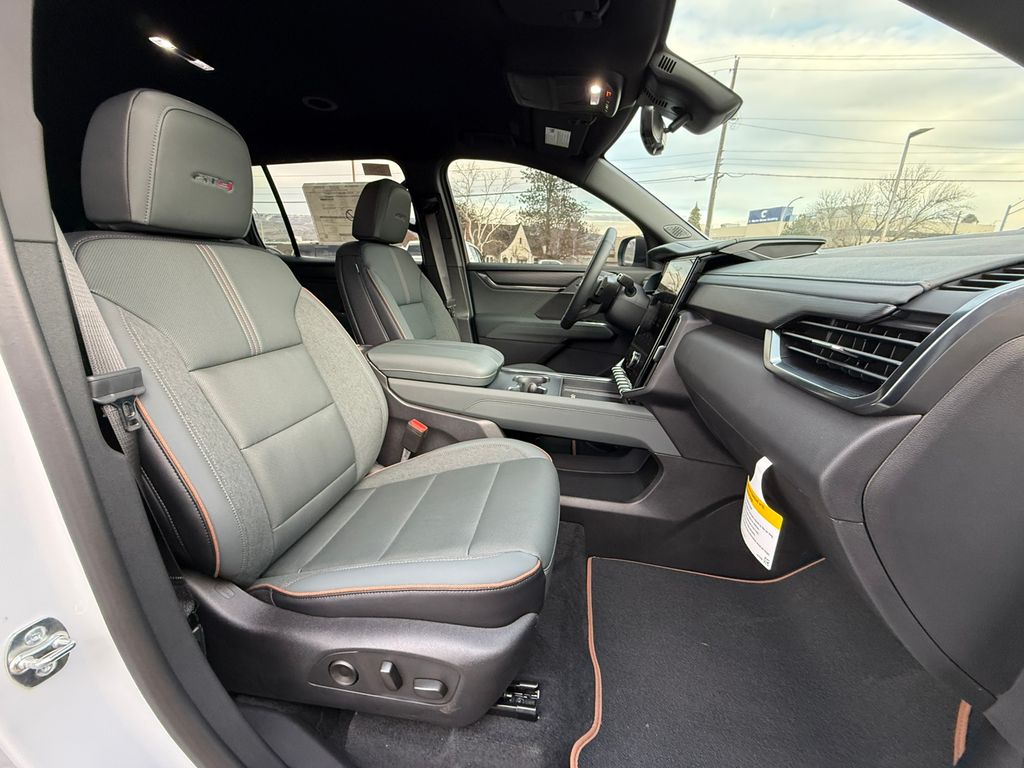 2026 GMC Acadia AT4 - Photo 24