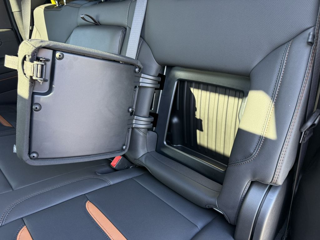 2026 GMC Sierra 2500HD AT4 - Photo 32