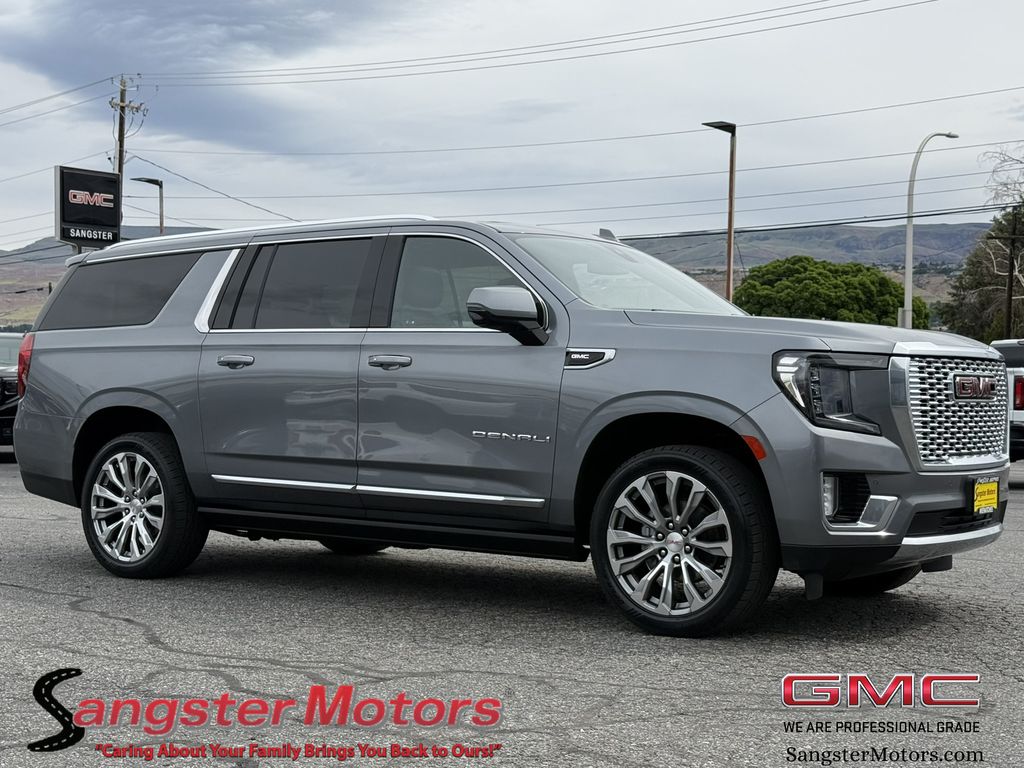 2022 GMC Yukon Denali AWD's photo