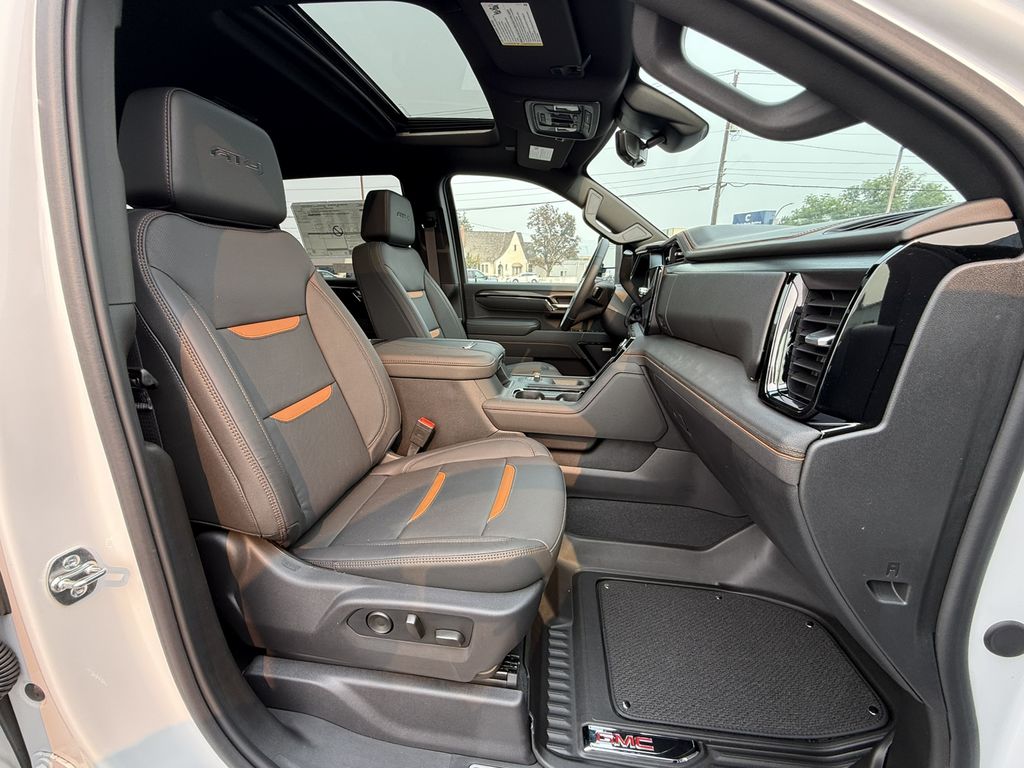 2026 GMC Sierra 3500HD AT4 - Photo 27