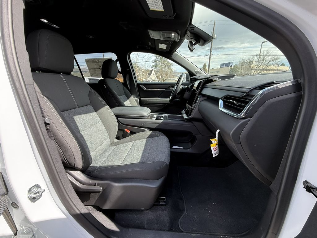 2025 GMC Acadia Elevation - Photo 23