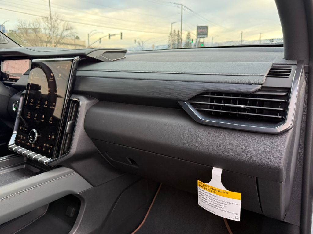 2026 GMC Acadia AT4 - Photo 25