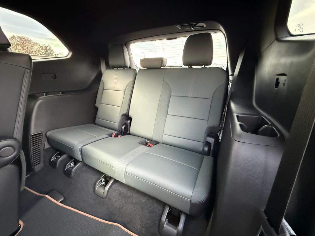 2026 GMC Acadia AT4 - Photo 30