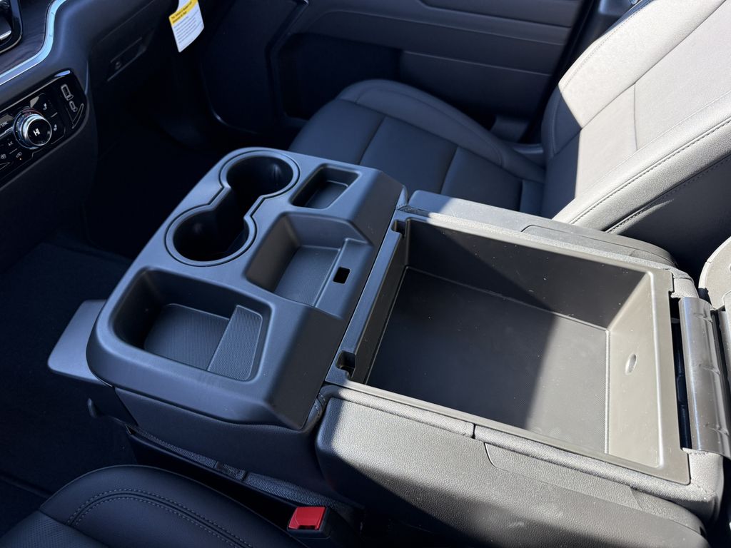 2025 GMC Sierra 2500HD SLT - Photo 19