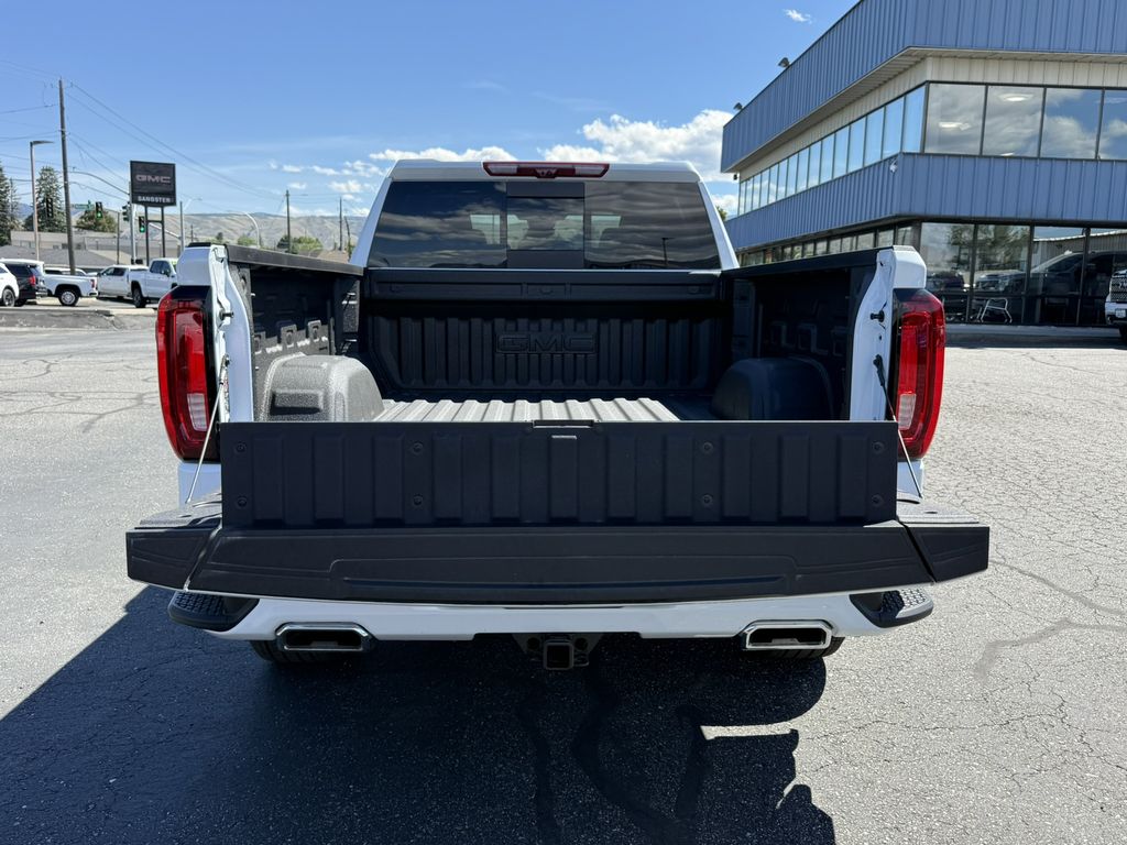 2026 GMC Sierra 1500 Denali - Photo 10