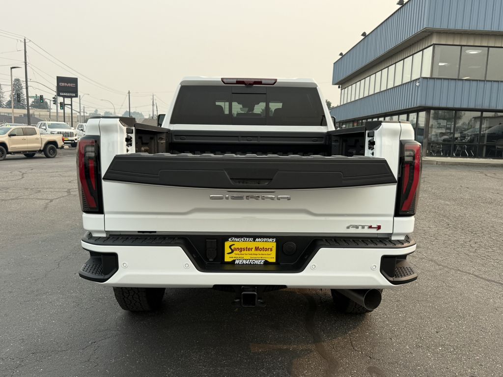 2026 GMC Sierra 3500HD AT4 - Photo 6