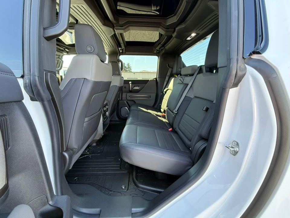 2025 GMC HUMMER EV 2X - Photo 30