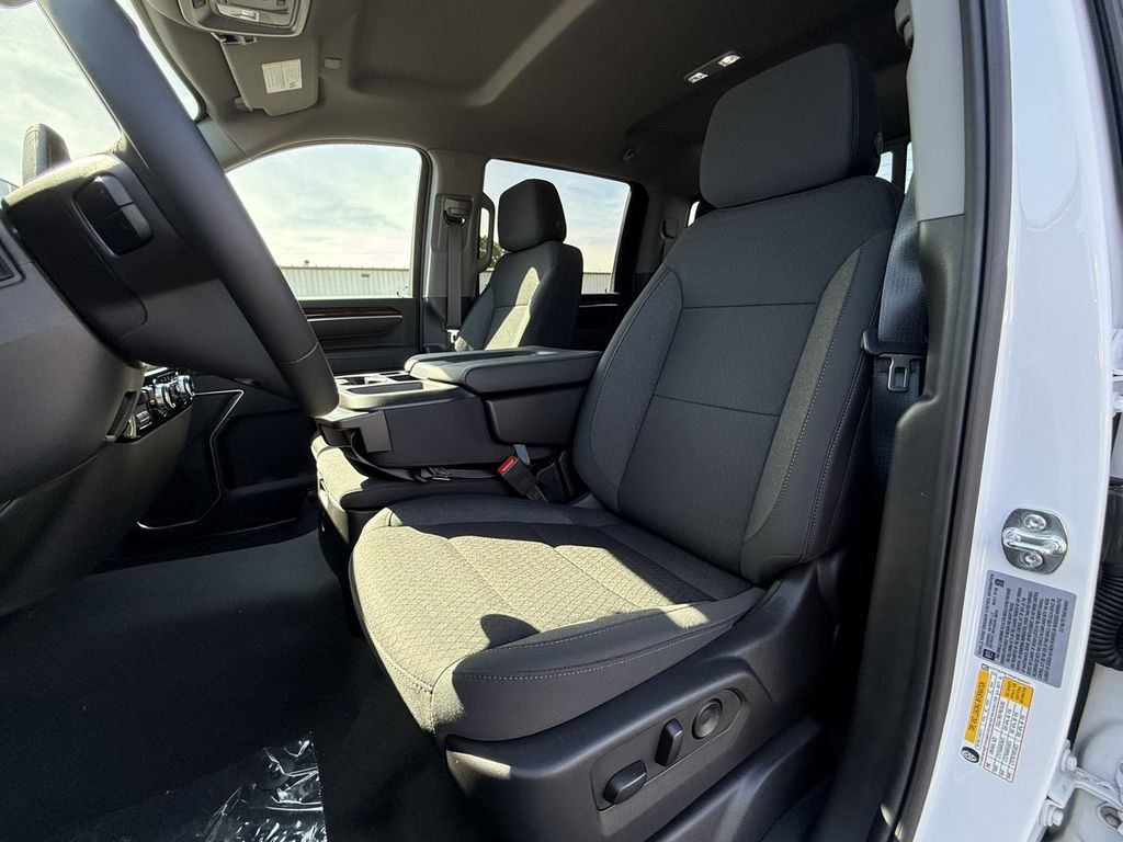 2025 GMC Sierra 3500HD SLE - Photo 20