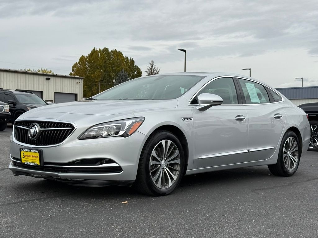 Used 2017 Buick Lacrosse Essence Car