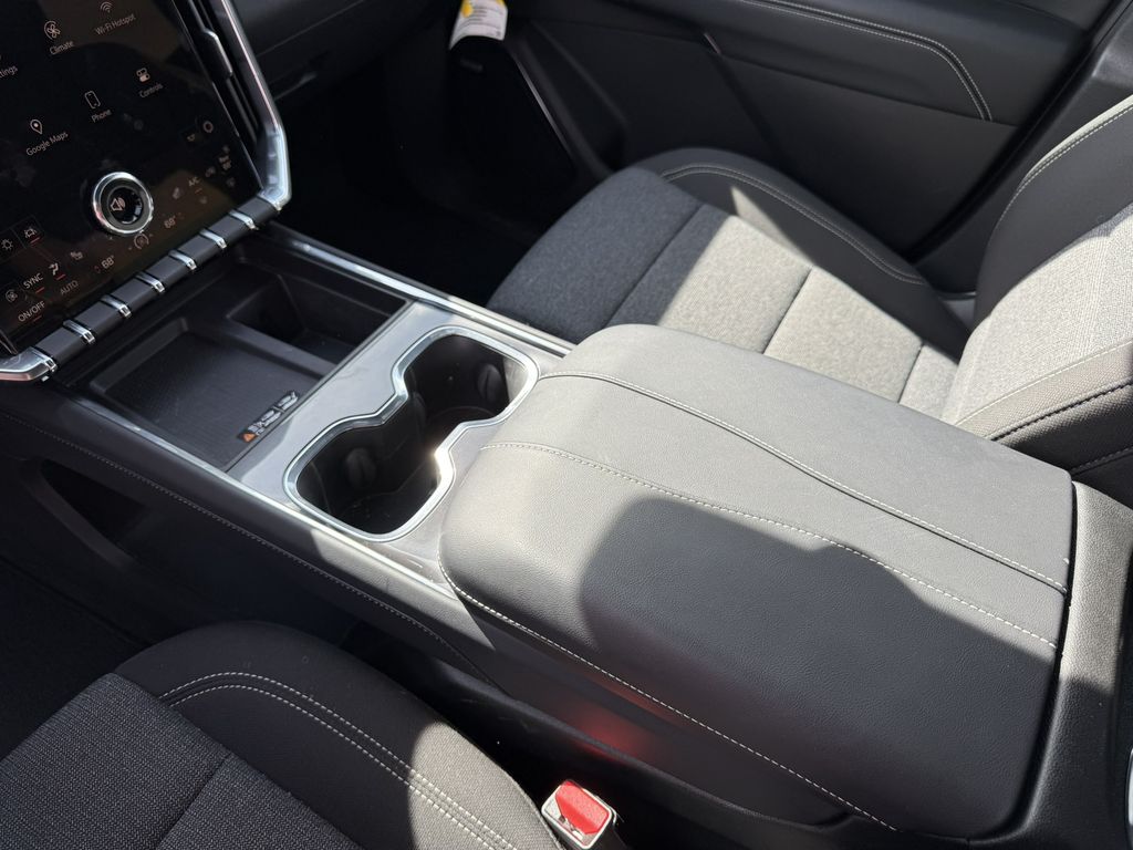 2025 GMC Acadia Elevation - Photo 16