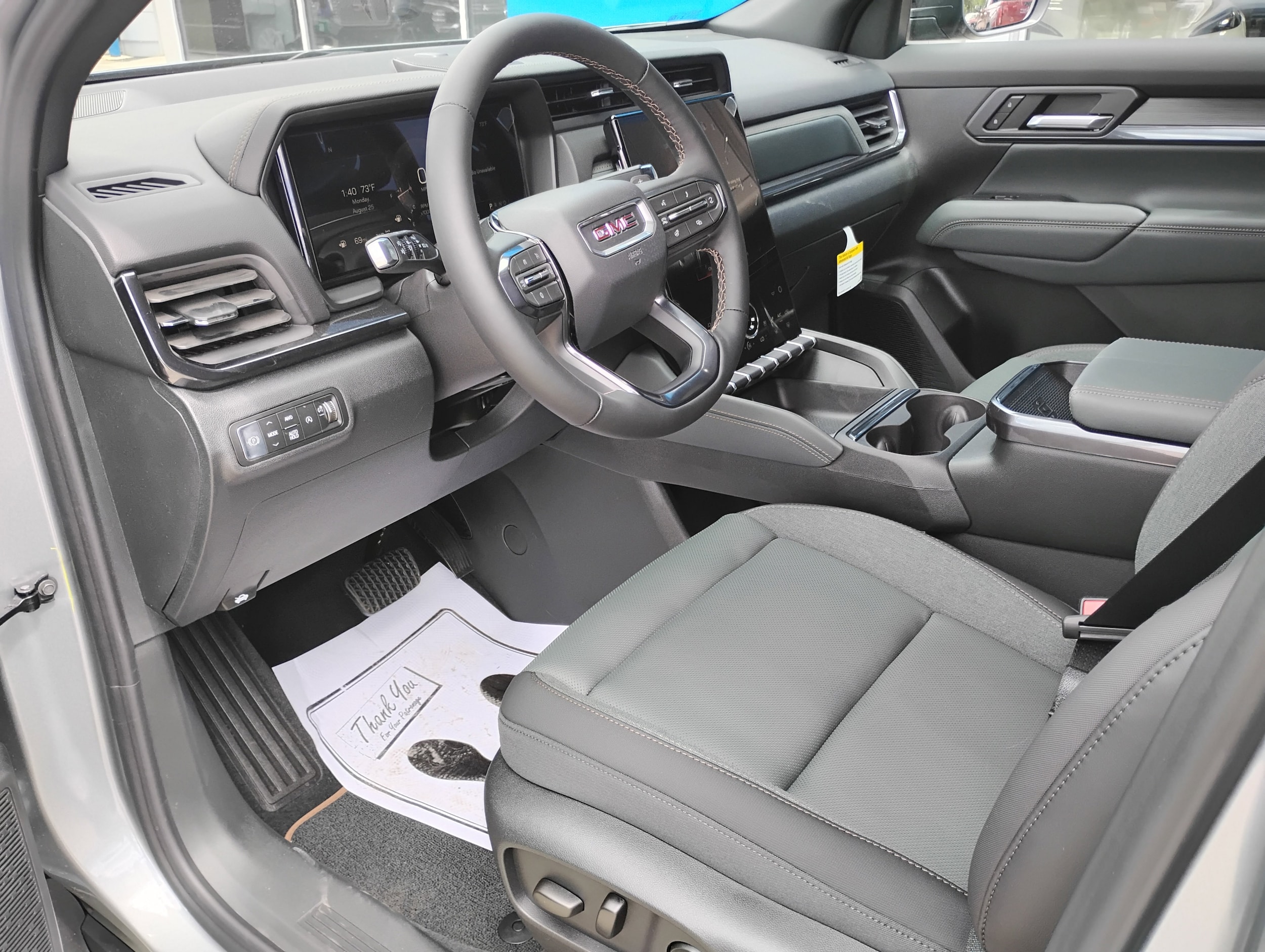 2026 GMC Terrain AT4 - Photo 11