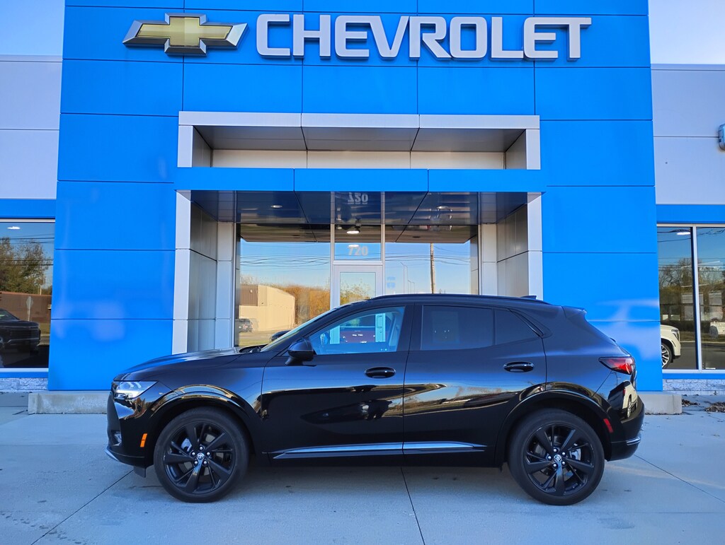 Used 2022 Buick Envision Essence SUV