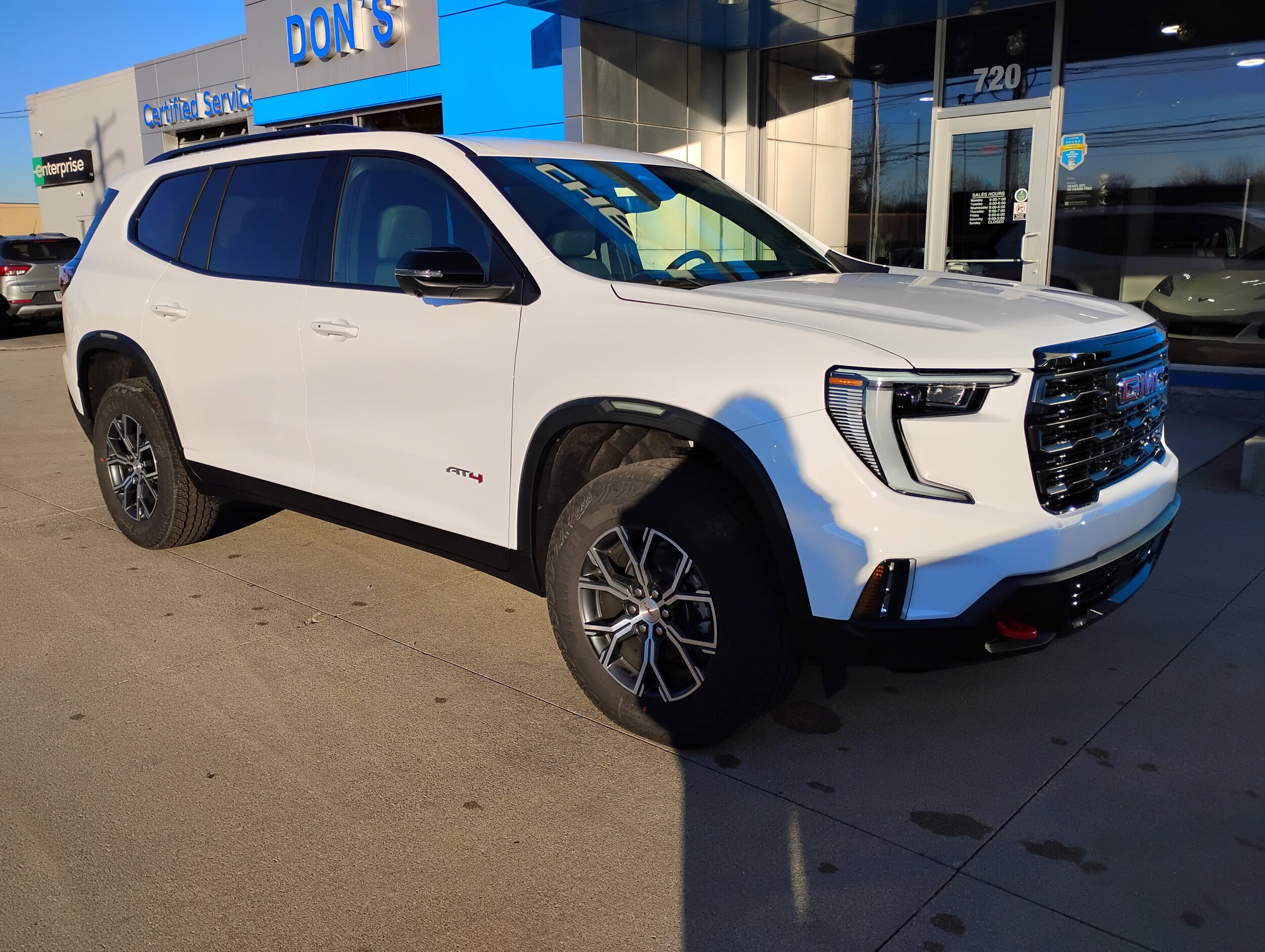 2026 Gmc Acadia AT4 photo 3