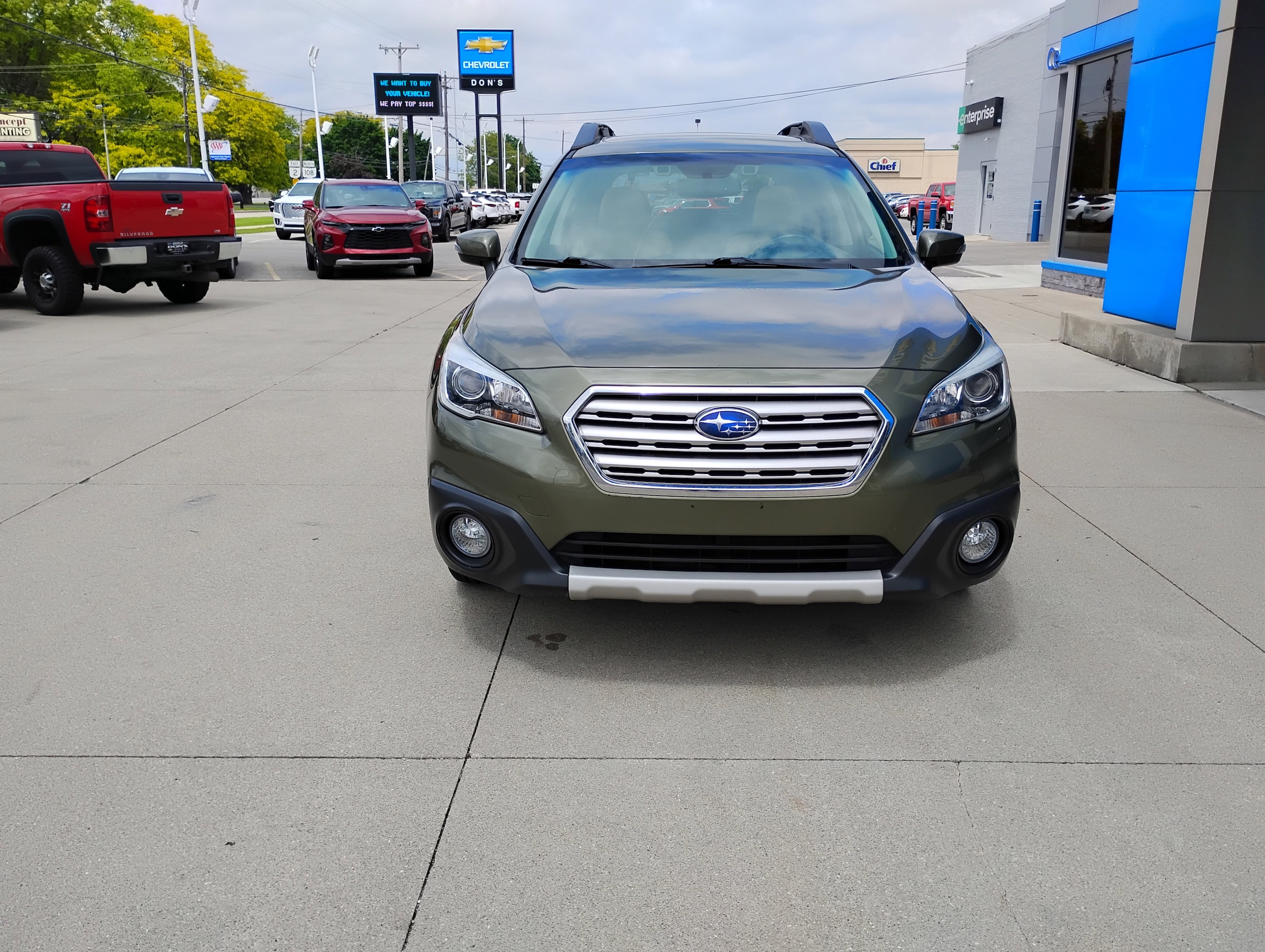 Used 2015 Subaru Outback Limited with VIN 4S4BSANC6F3290338 for sale in Wauseon, OH