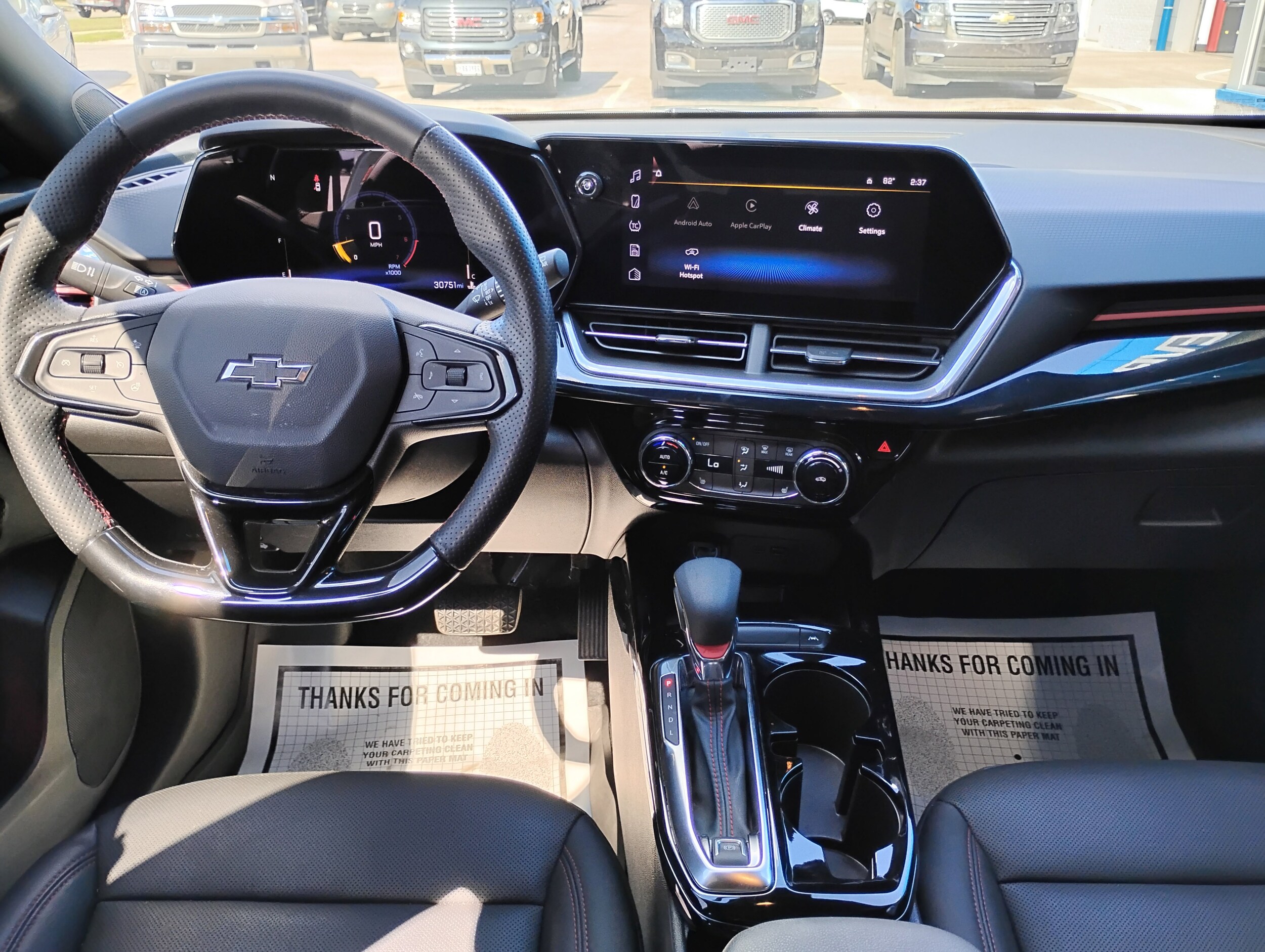 2024 Chevrolet Trax photo 2