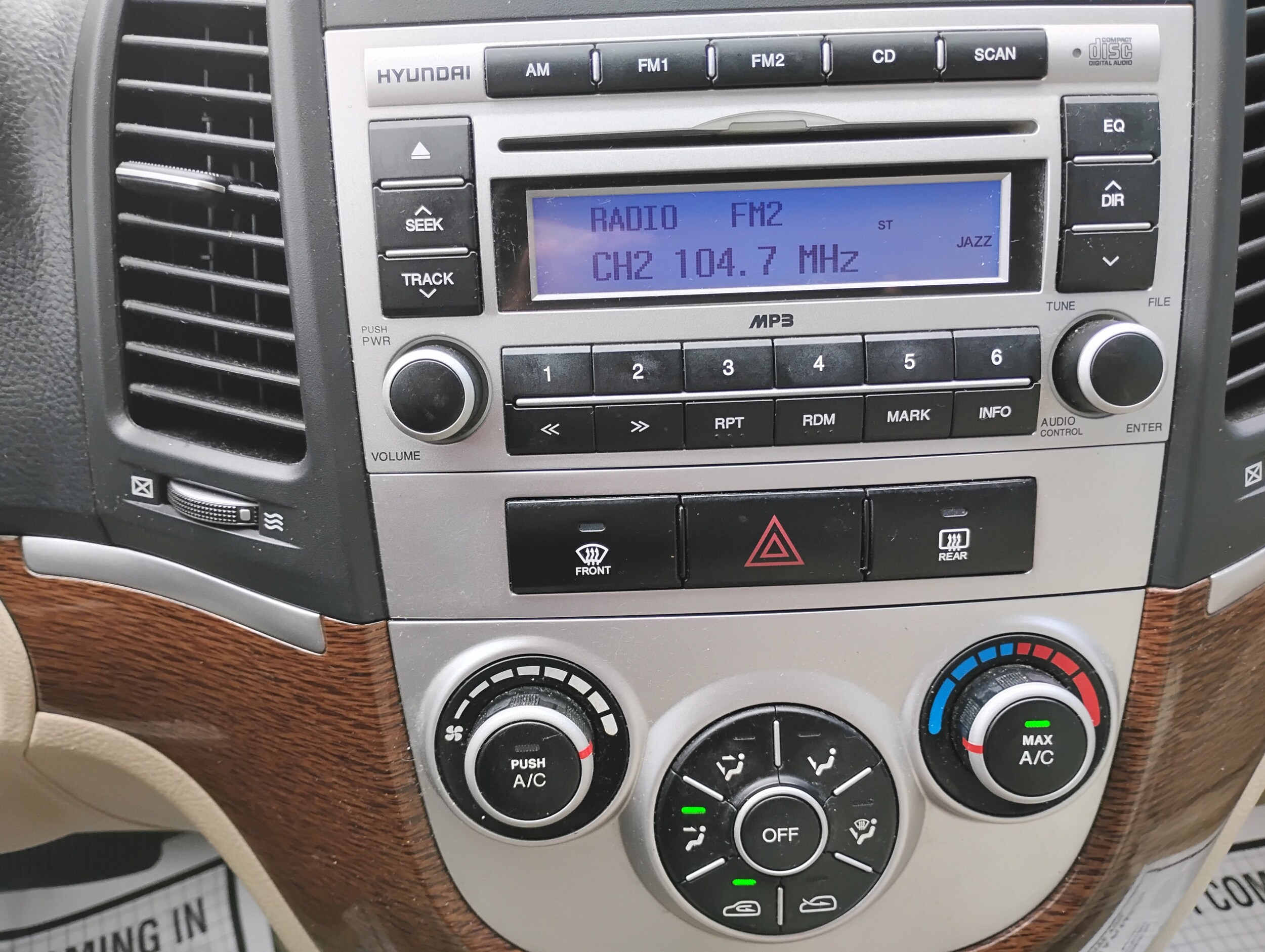 2007 Hyundai Santa Fe GLS photo 3