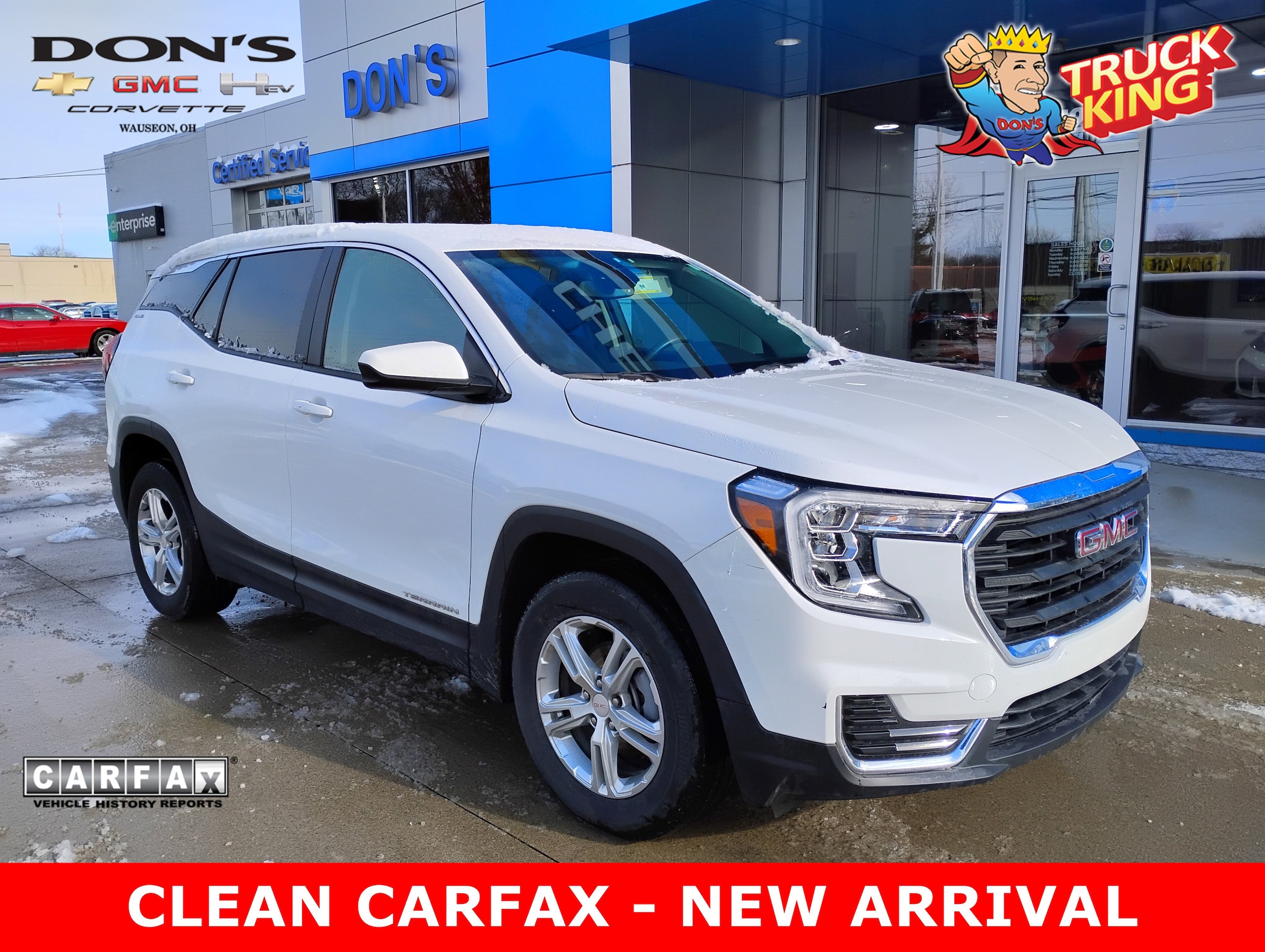 2023 GMC Terrain SLE's photo