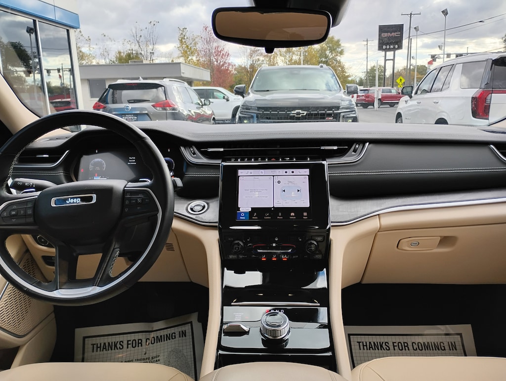 Used 2022 Jeep Grand Cherokee Limited SUV