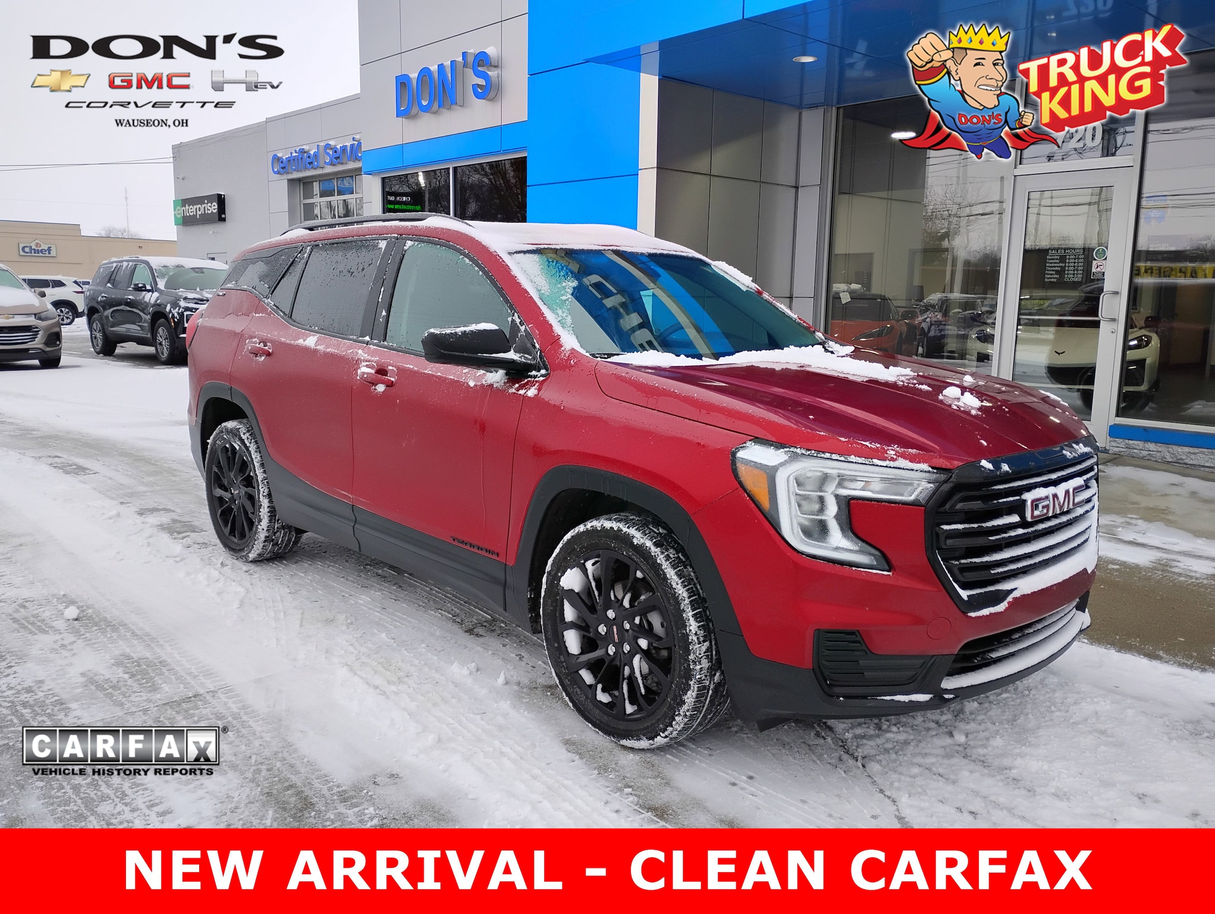 2024 GMC Terrain SLE's photo