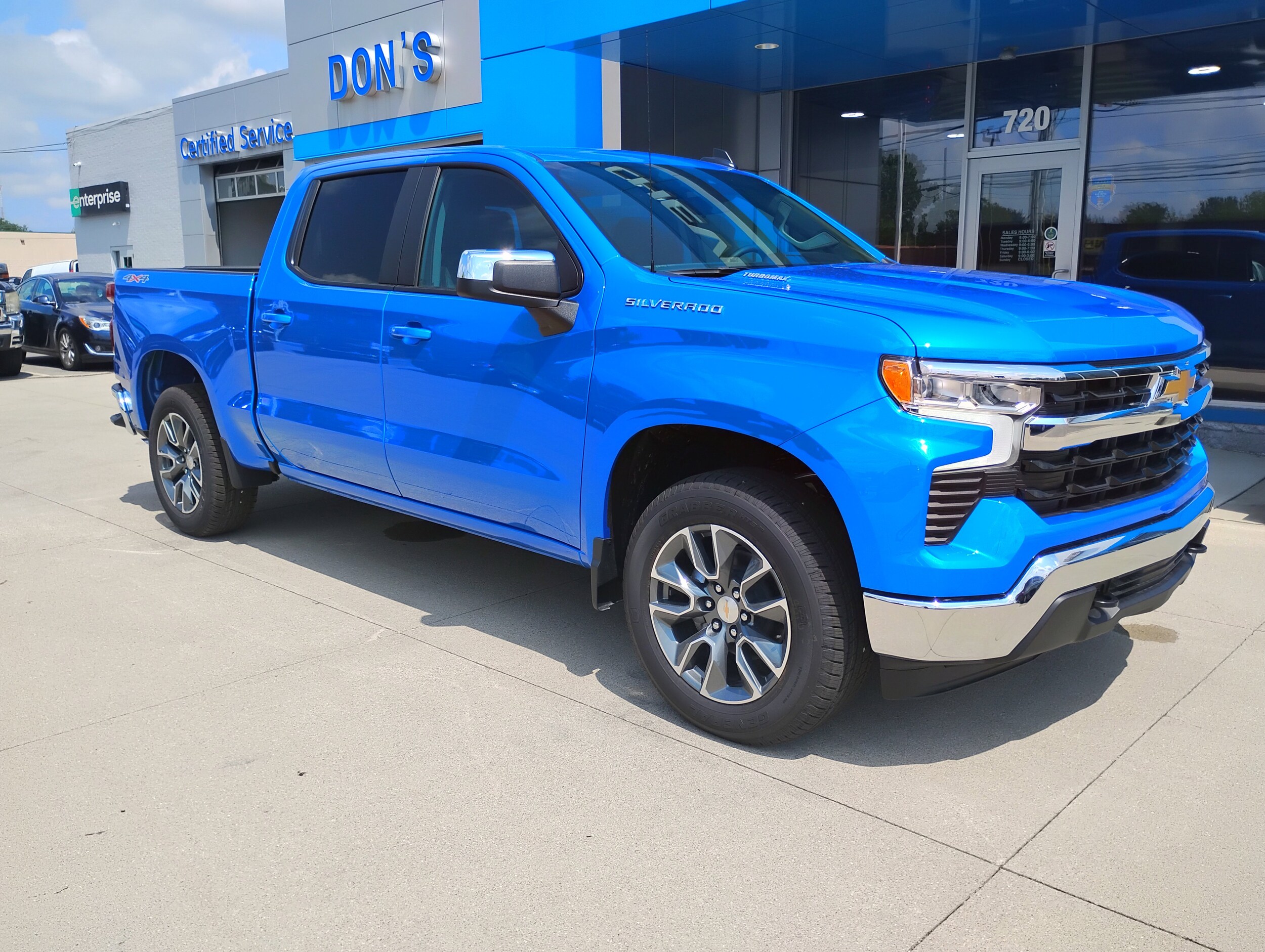 2026 Chevrolet Silverado 1500 LT photo 3