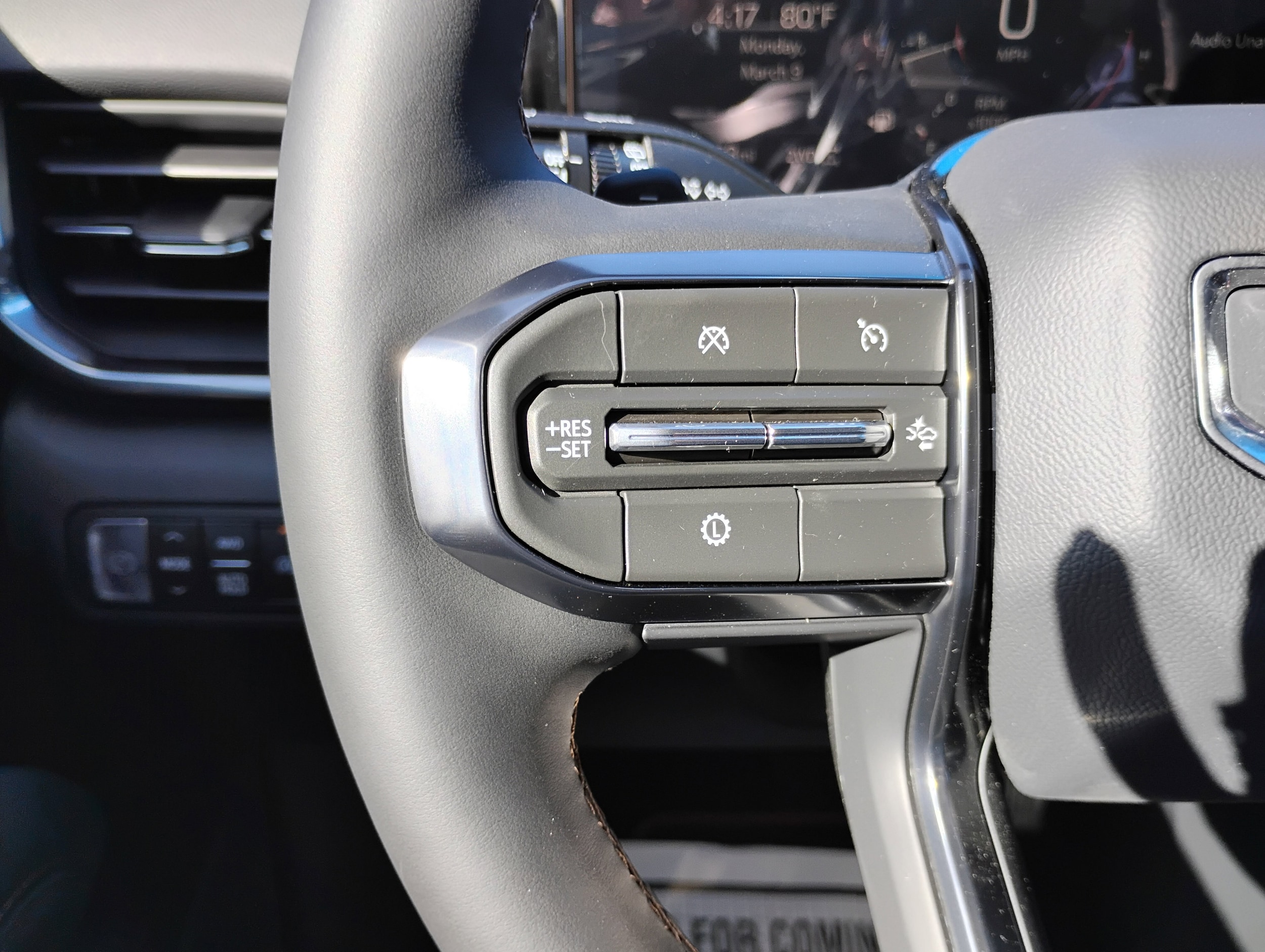 2026 GMC Terrain AT4 - Photo 10