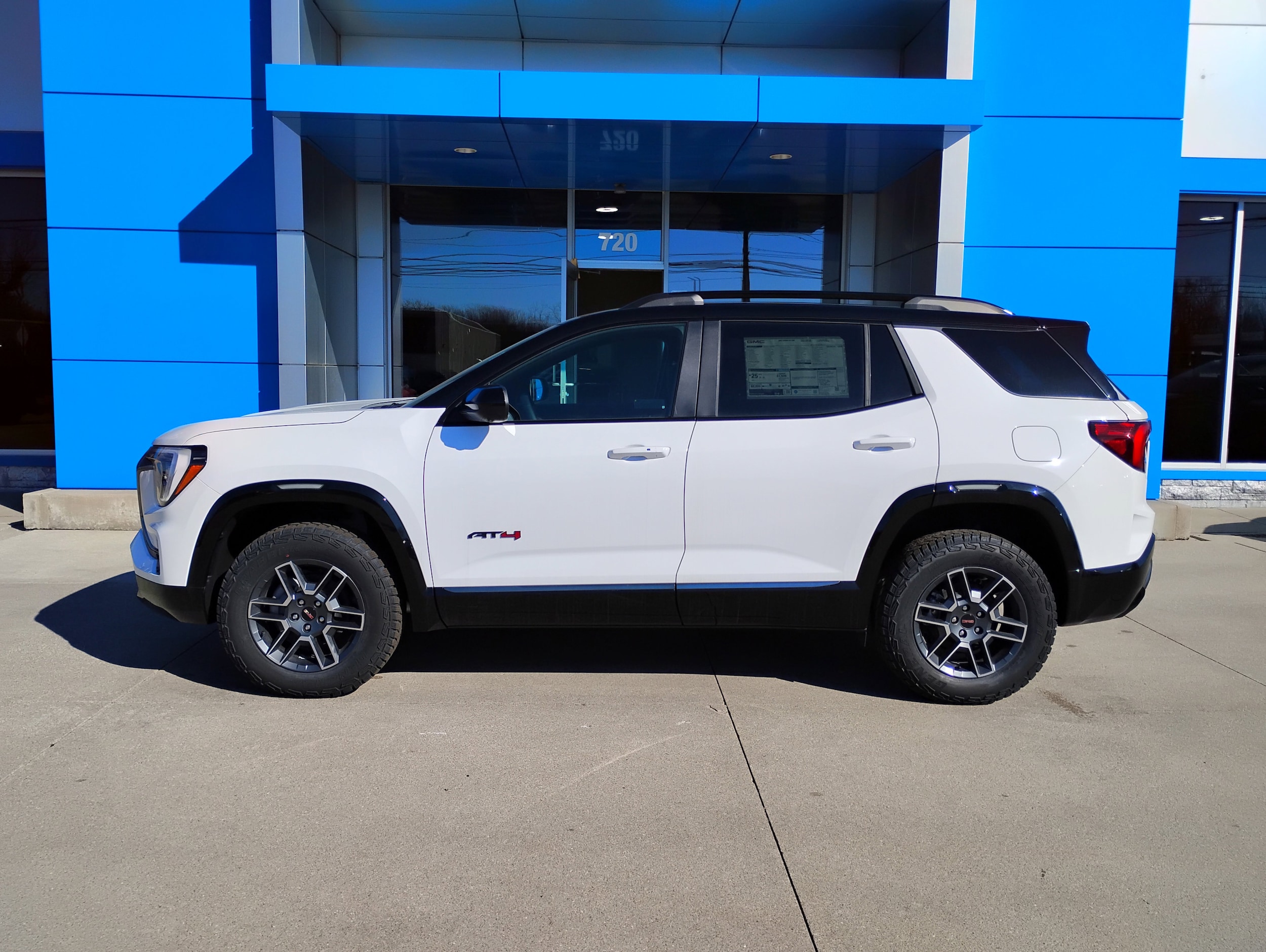 2026 GMC Terrain AT4 - Photo 31