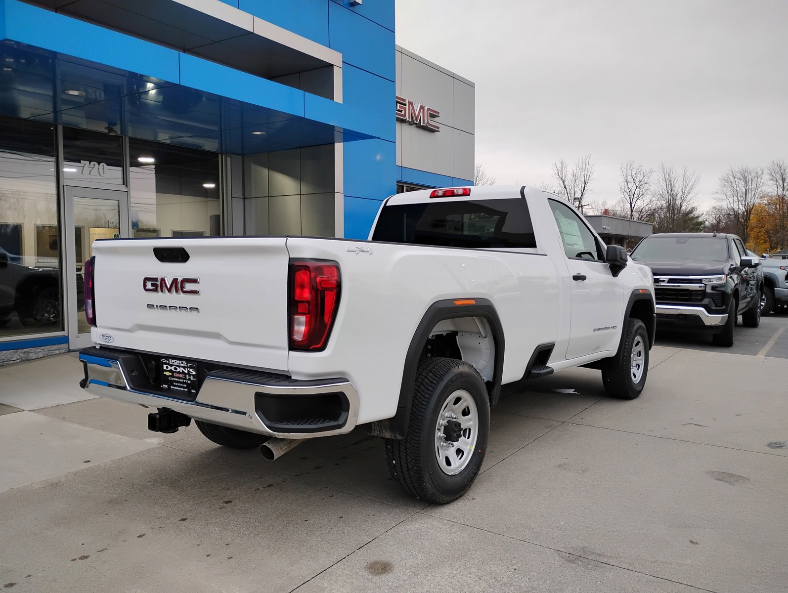 2025 Gmc Sierra 3500 HD Pro photo 4