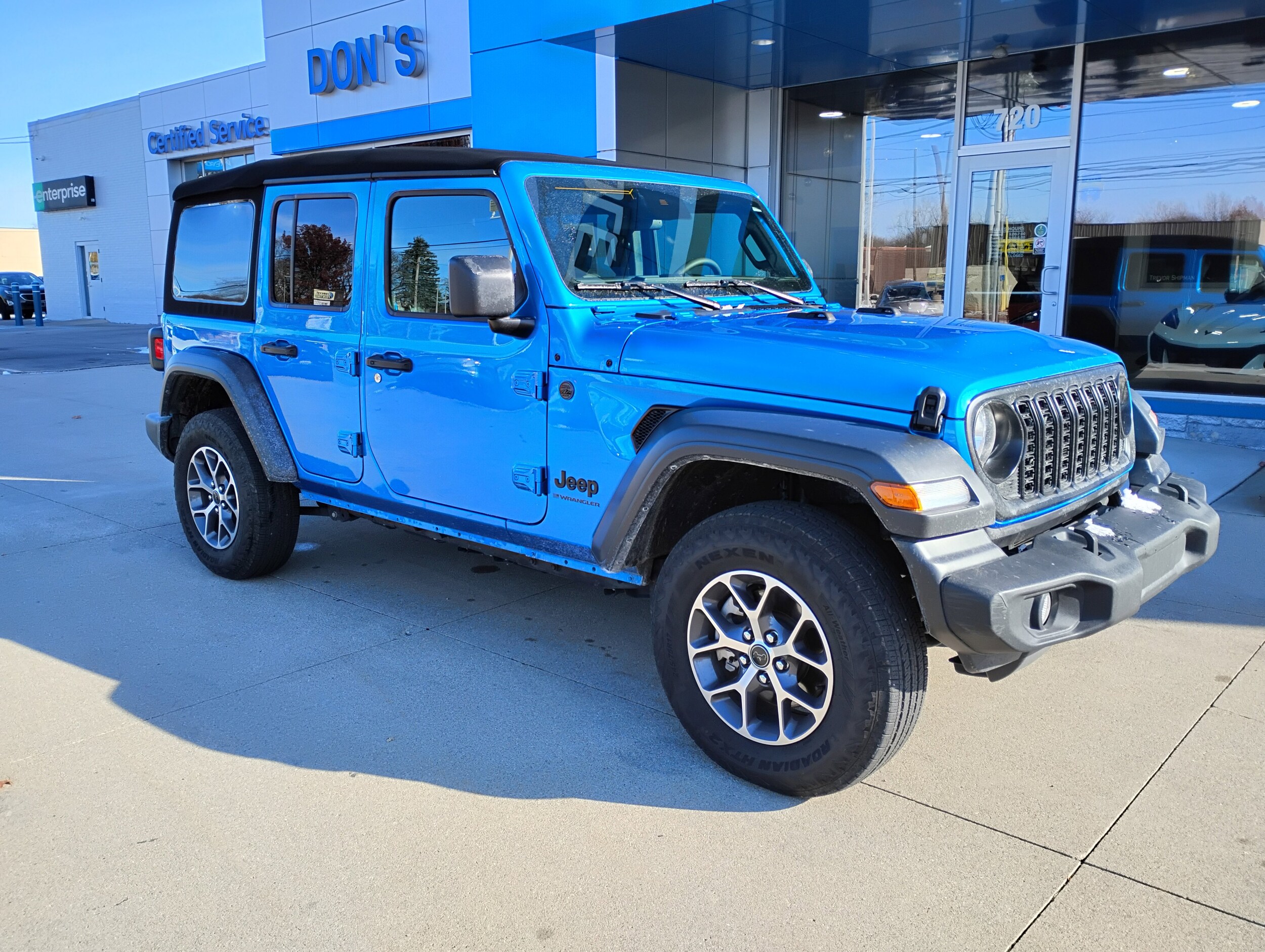 2024 Jeep Wrangler Sport S photo 3