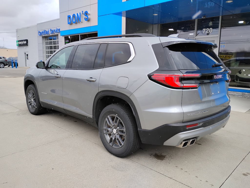 Used 2025 GMC Acadia Elevation SUV