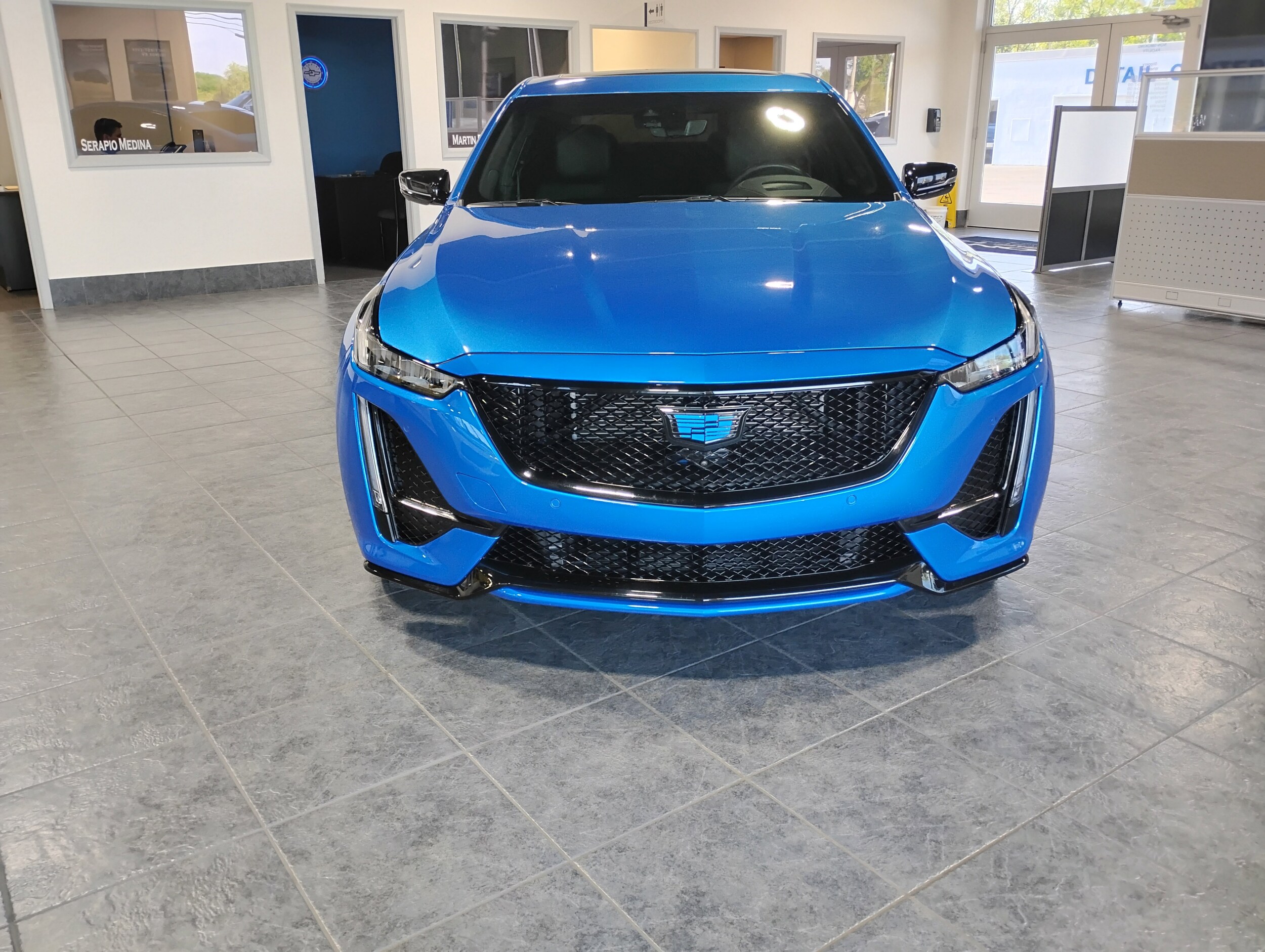 2024 Cadillac CT5 V photo 3