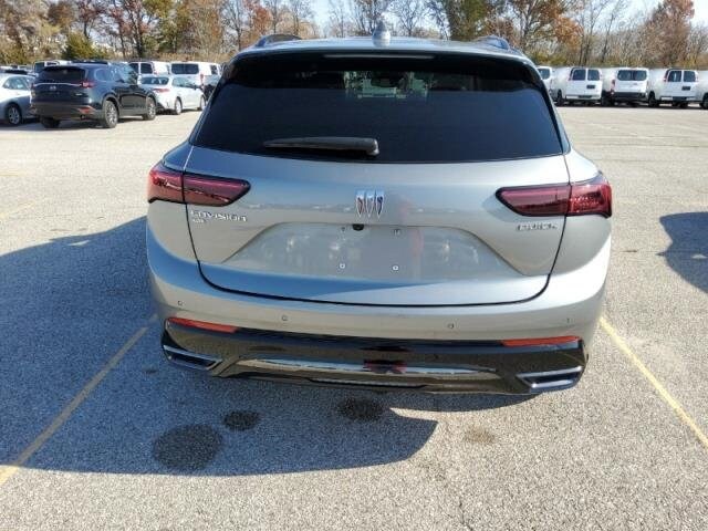 2025 Buick Envision Sport Touring photo 4