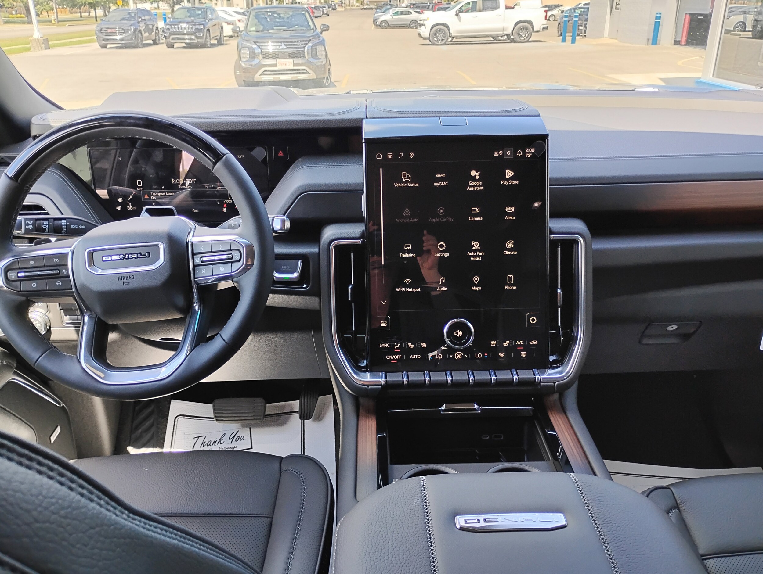 2025 Gmc Yukon Denali photo 2