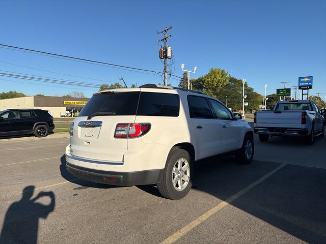 2014 Gmc Acadia SLE photo 3