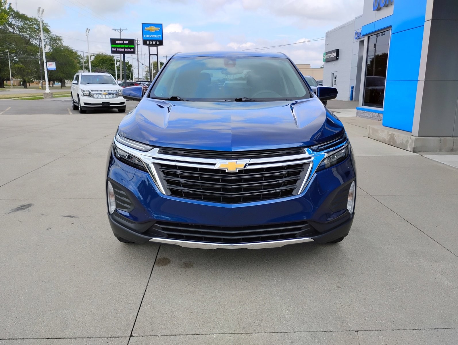 Used 2022 Chevrolet Equinox LT with VIN 3GNAXUEV0NL222986 for sale in Wauseon, OH