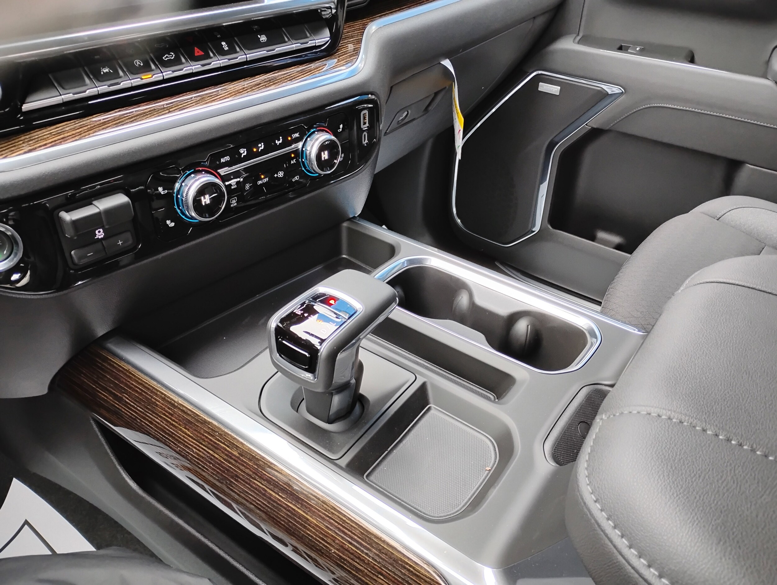 2026 GMC Sierra 1500 Elevation - Photo 13