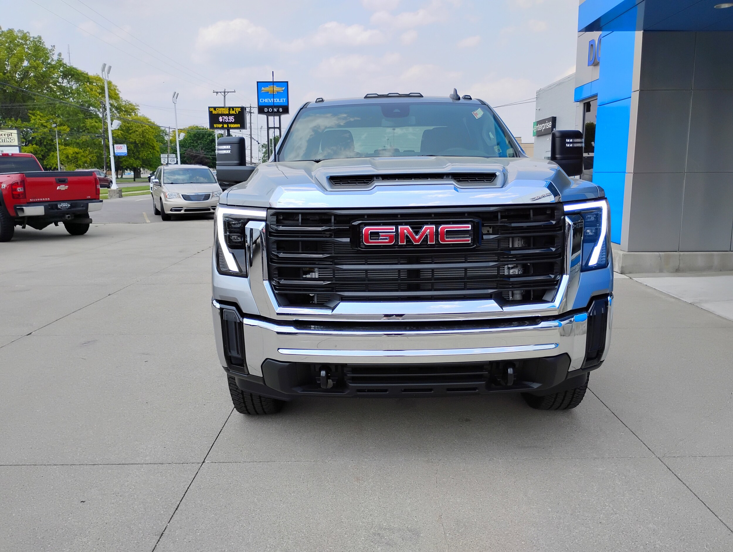 2025 Gmc Sierra 2500 HD Pro photo 3